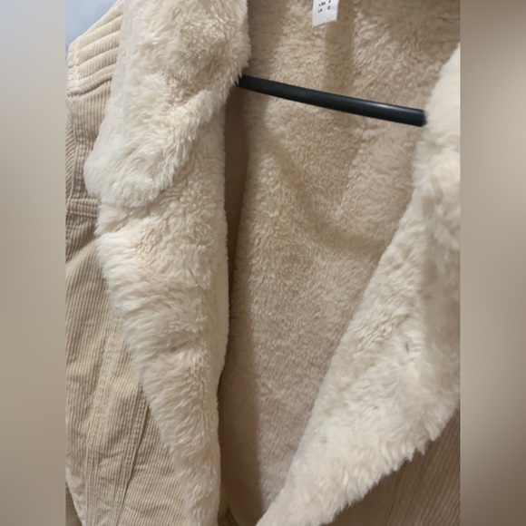 Corduroy jacket, worn once - Picture 3 of 9